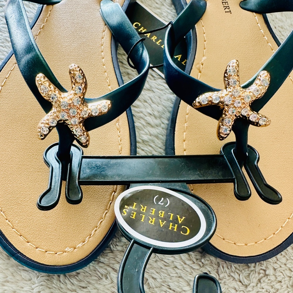 NWT! Charles Albert Navy Sandals with Starfish Accent !! - Picture 2 of 4